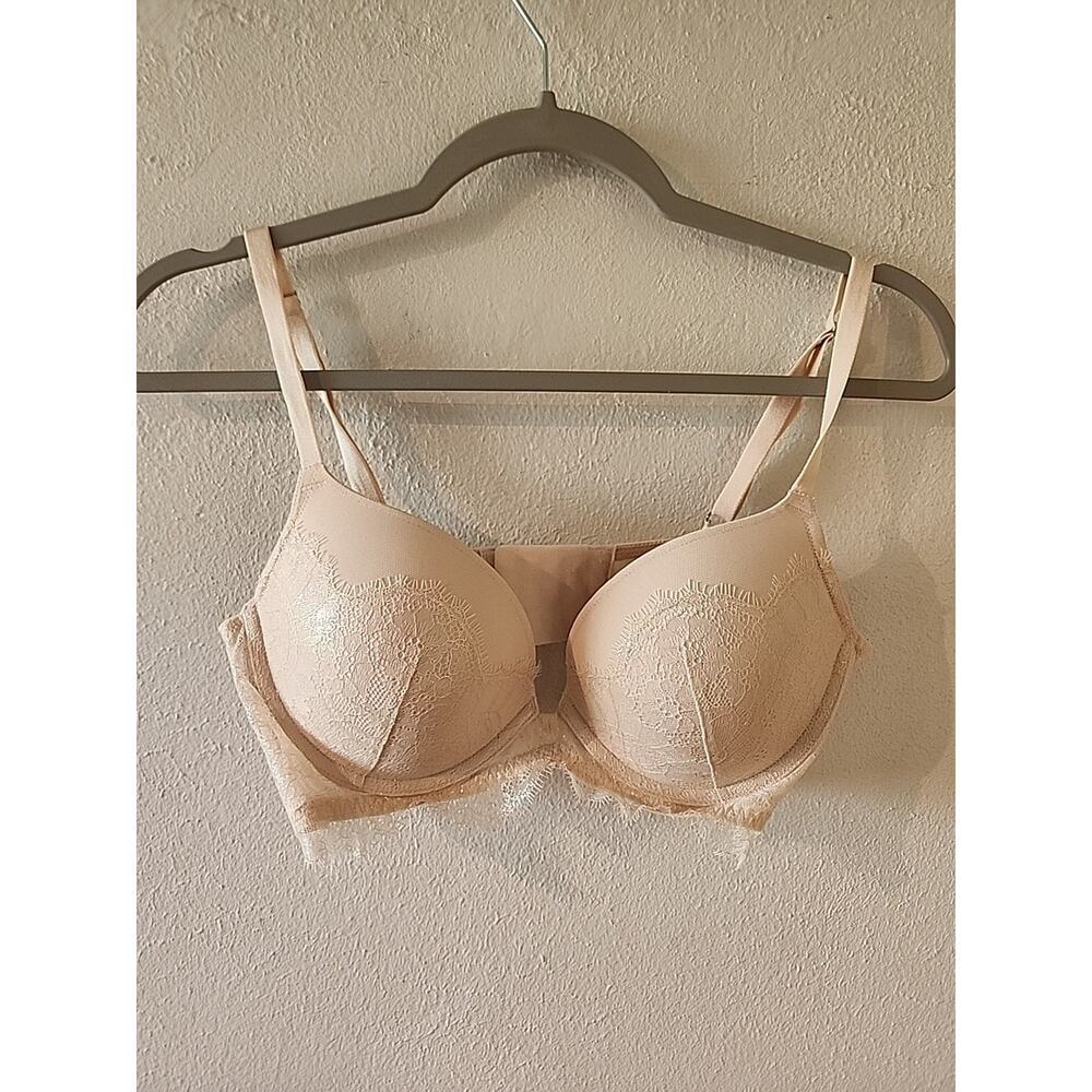 Victoria's Secret Bra 36C Push Up Pale Pink Shimmer Lace Accent
